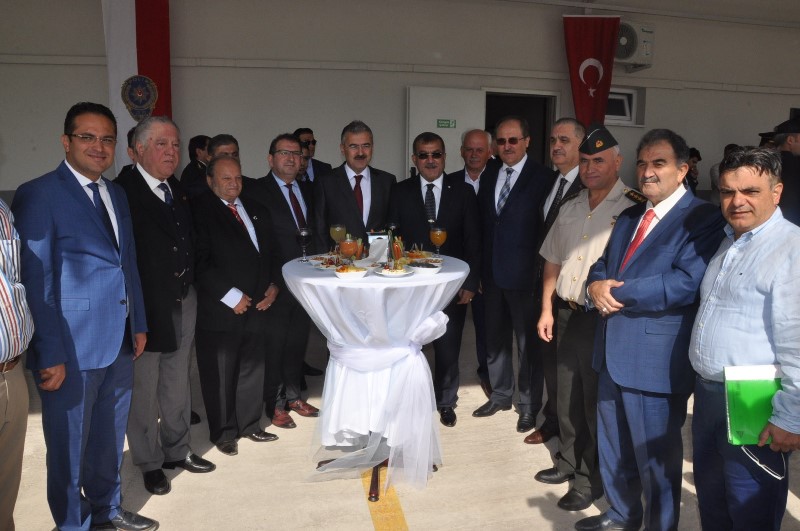 İzmir'de Çevik Kuvvet polisi yeni tesiste