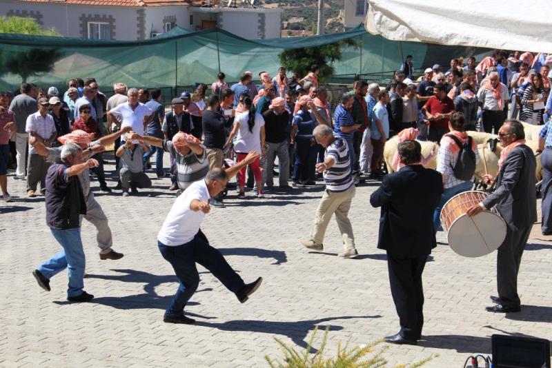 Çeşme'nin güzelleri yarıştı