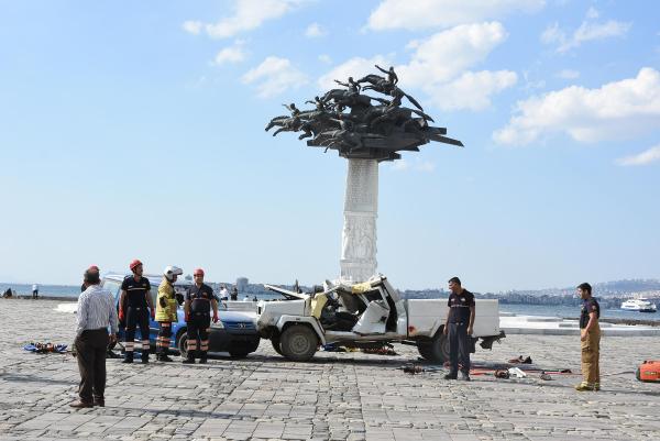 İzmir'de heyecanlandıran tatbikat