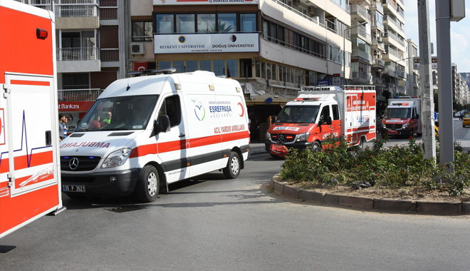 İzmir'de heyecanlandıran tatbikat