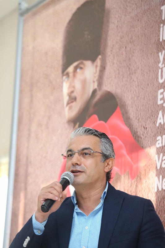 Karşıyaka'da 3 bin kişi ‘Andımız’ı okudu