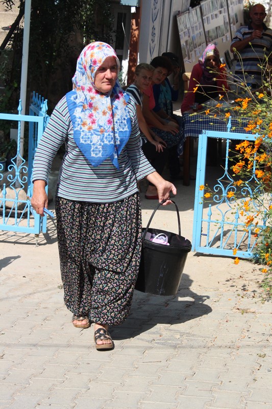 Sabah çoban, öğlen ressam
