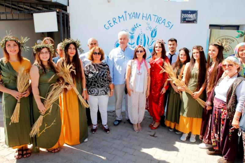 Germiyan'da ekmekler yarıştı