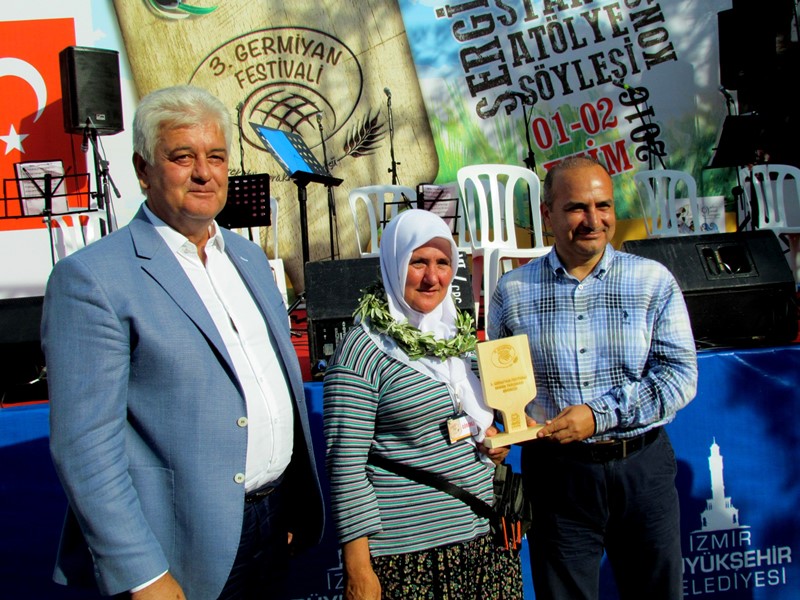 Germiyan'da ekmekler yarıştı