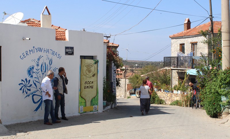 Sabah çoban, öğlen ressam