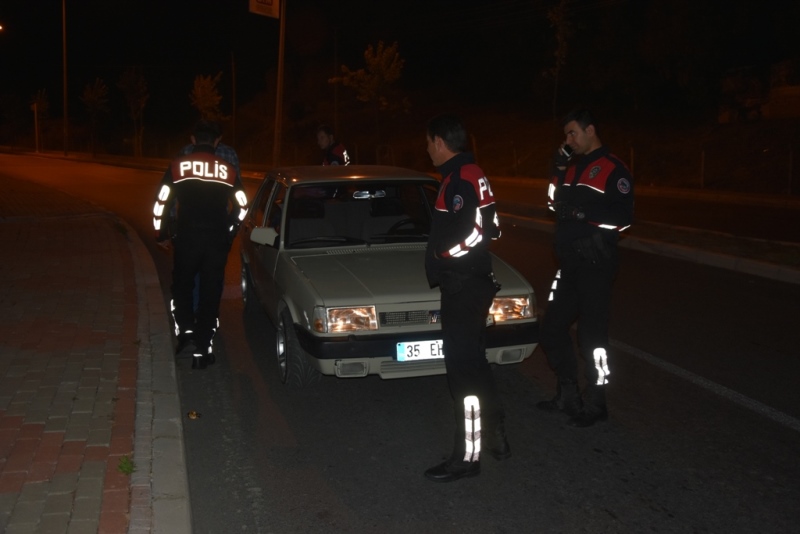 İzmir'i kana bulamaya gelen terörist yakalandı
