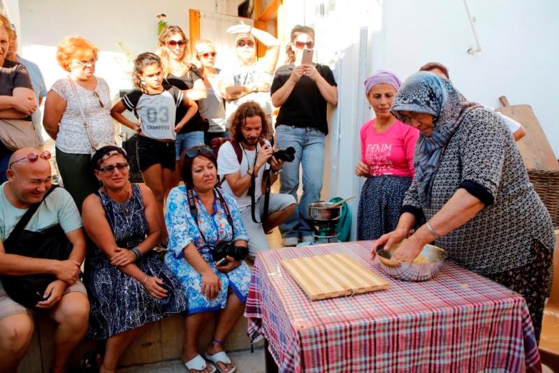 Germiyan'da ekmekler yarıştı