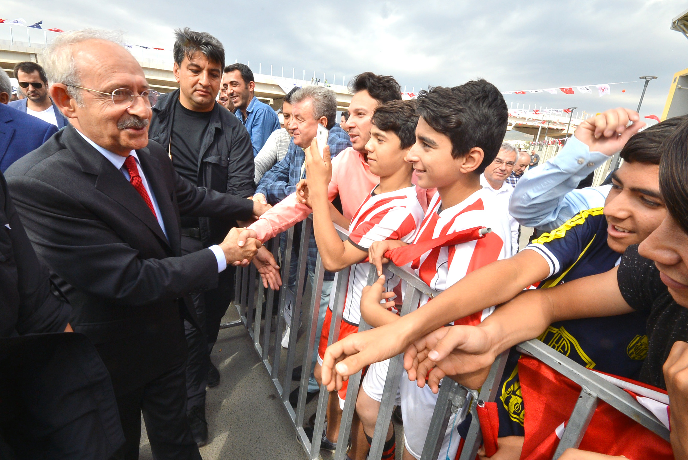 Kılıçdaroğlu ülkeye İzmir'den seslendi