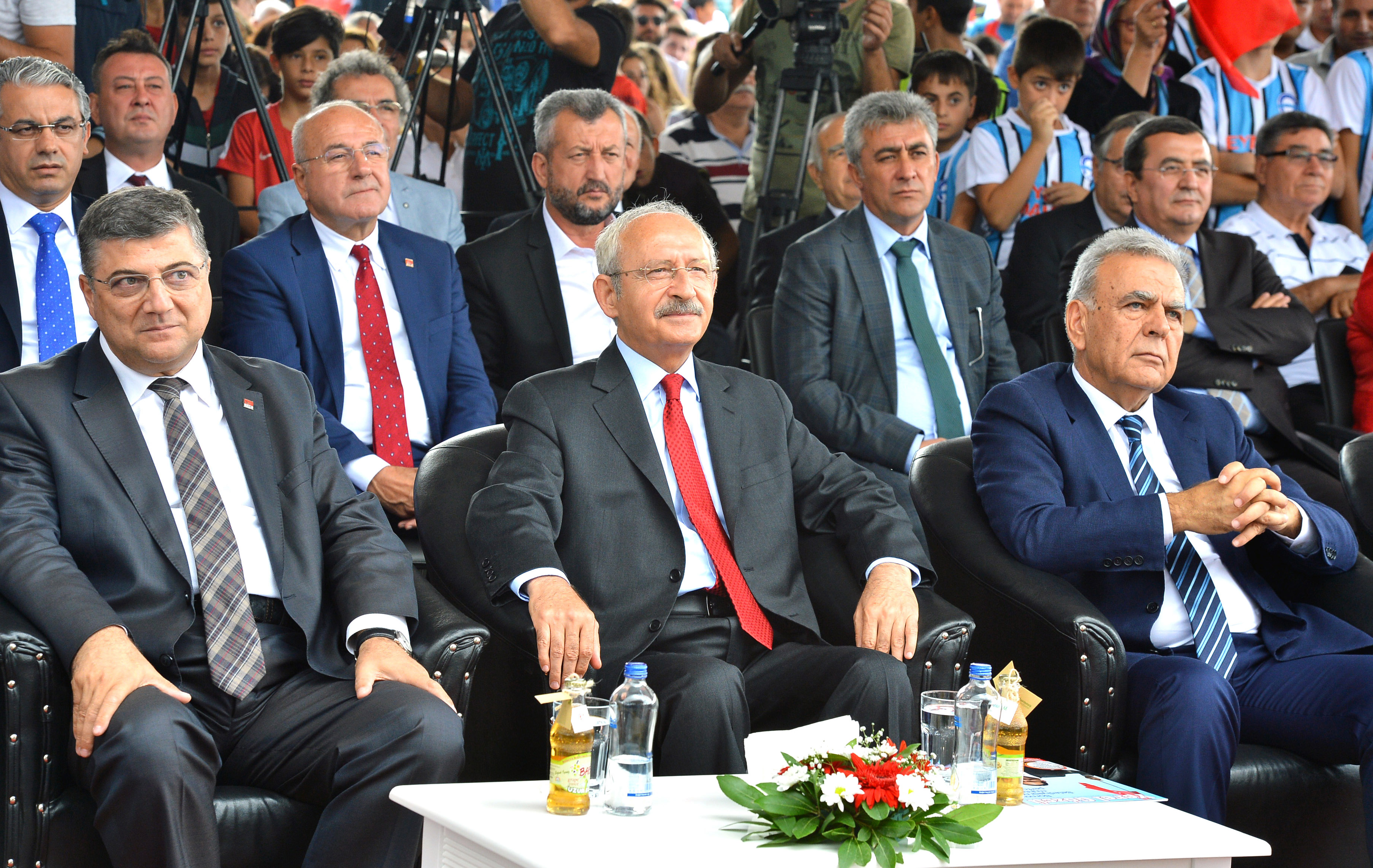 Kılıçdaroğlu ülkeye İzmir'den seslendi