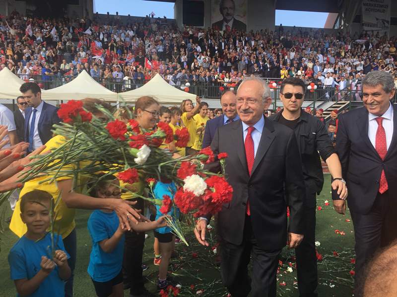 Kılıçdaroğlu ülkeye İzmir'den seslendi