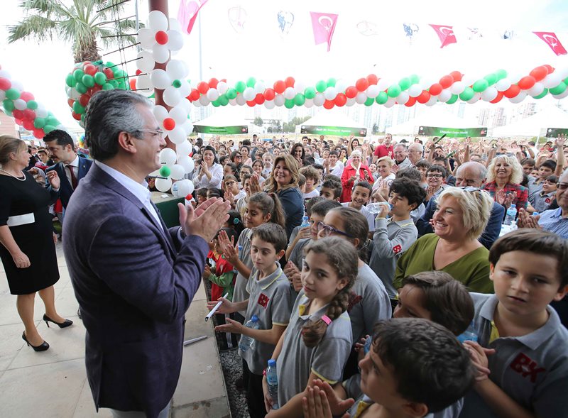 Karşıyaka’da bilim dolu şenlik