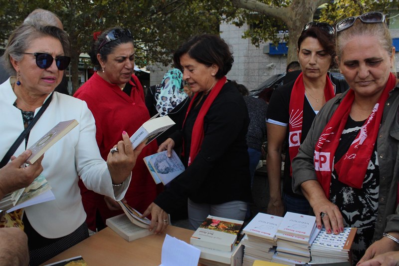 CHP Konak'tan 'Beyaz Zambaklar' projesi