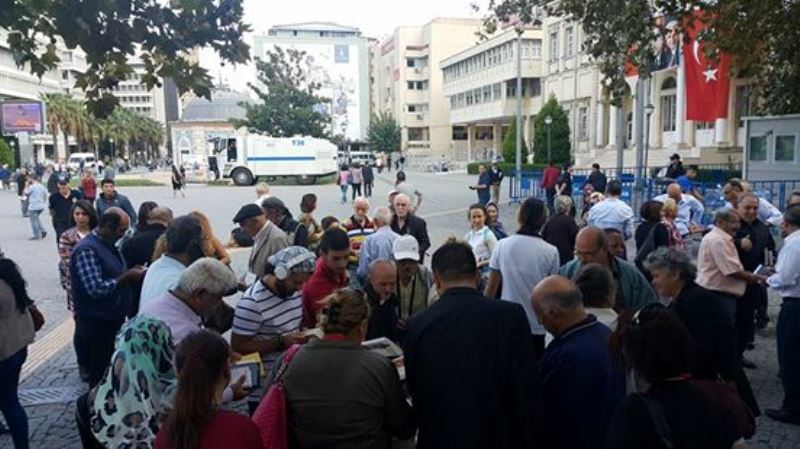 CHP Konak'tan 'Beyaz Zambaklar' projesi