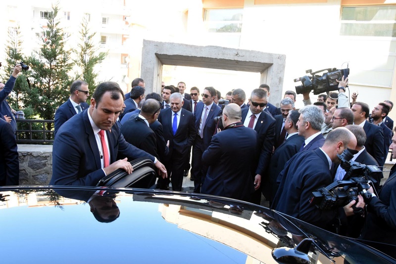 Başbakan Yıldırım'dan İzmir mesaisi