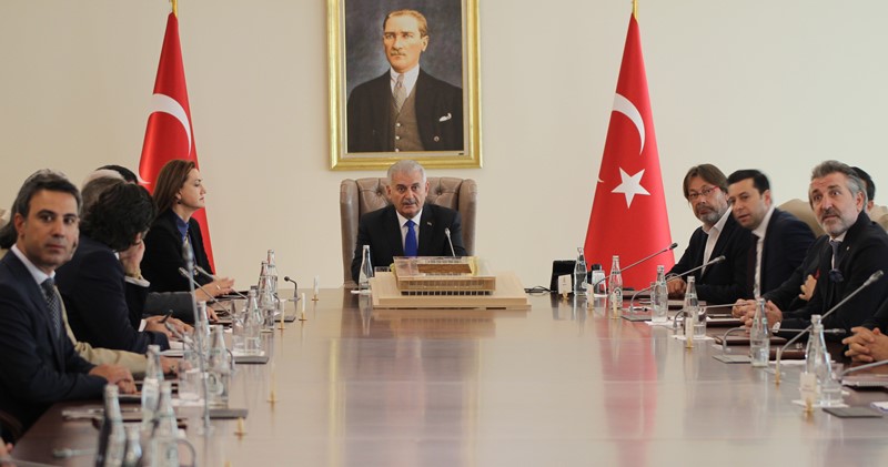 Başbakan Yıldırım'dan İzmir mesaisi
