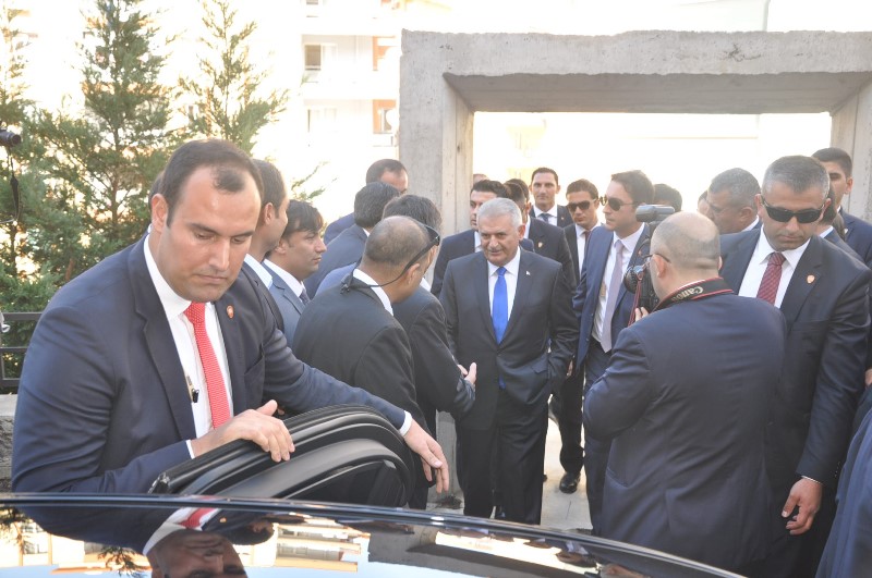 Başbakan Yıldırım'dan İzmir mesaisi