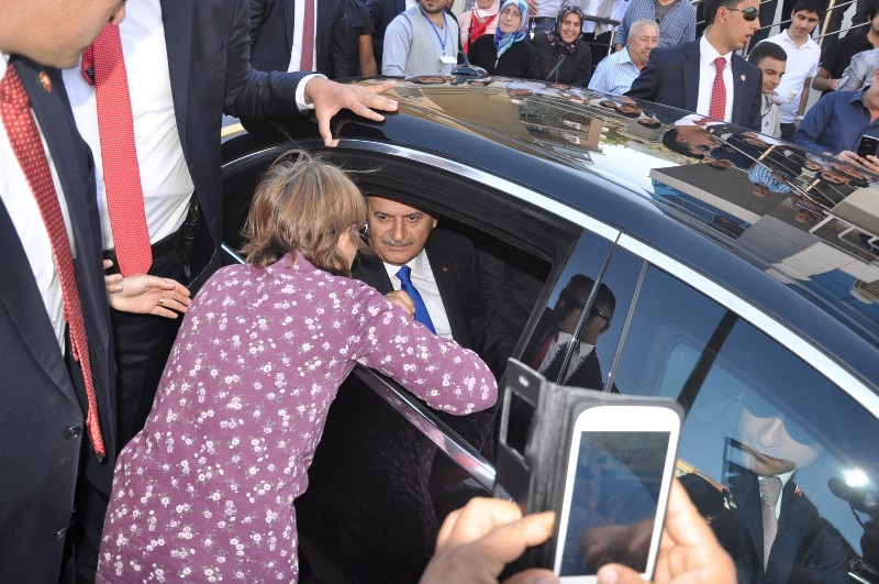 Başbakan Yıldırım'dan İzmir mesaisi