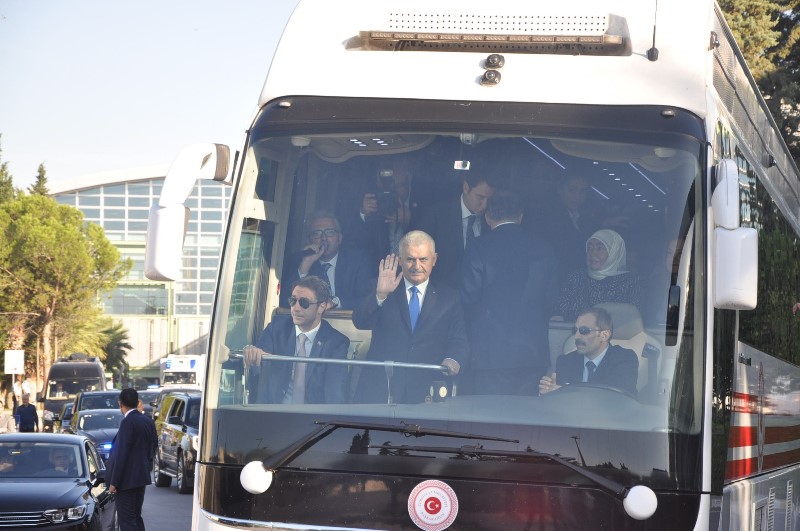Başbakan Yıldırım'dan İzmir mesaisi