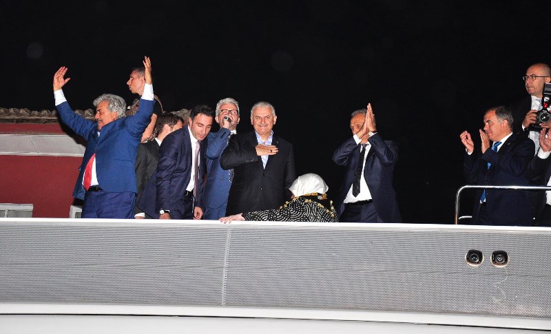 Başbakan Yıldırım'dan İzmir mesaisi