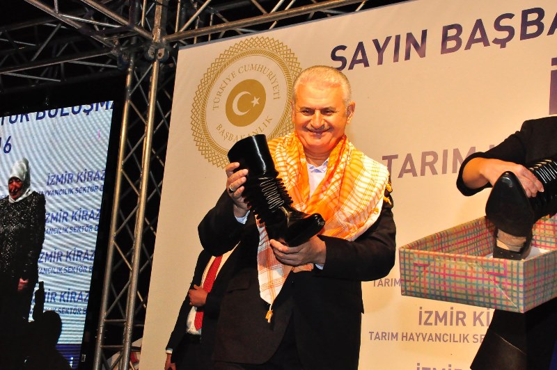 Başbakan Yıldırım'dan İzmir mesaisi