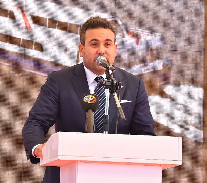 İzmir'de 3 gemi daha hizmete girdi