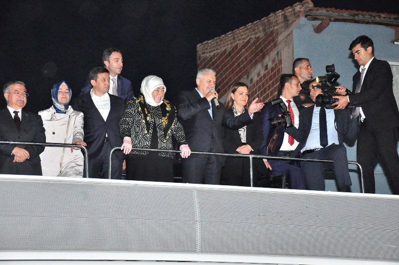 Başbakan Yıldırım'dan İzmir mesaisi