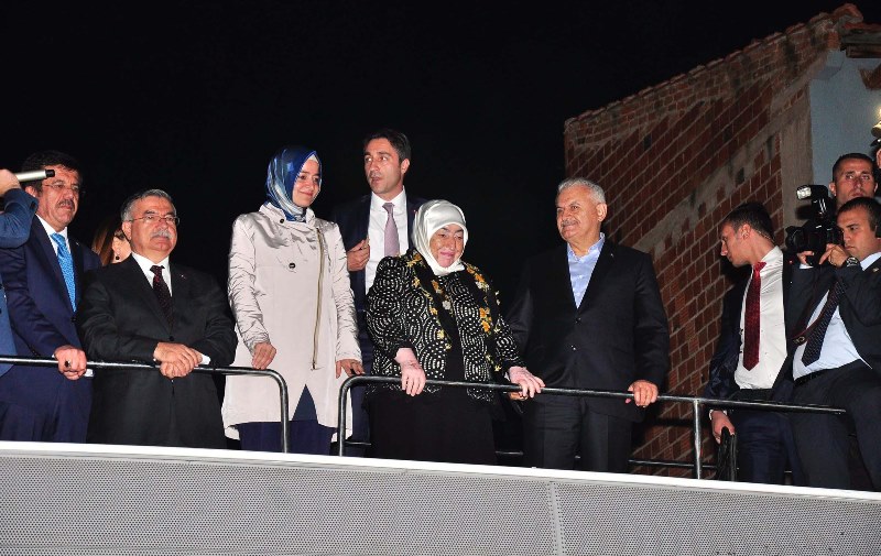 Başbakan Yıldırım'dan İzmir mesaisi