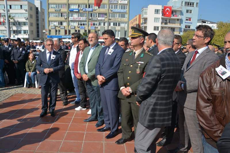 İzmir, şehidini son yolculuğuna uğurladı