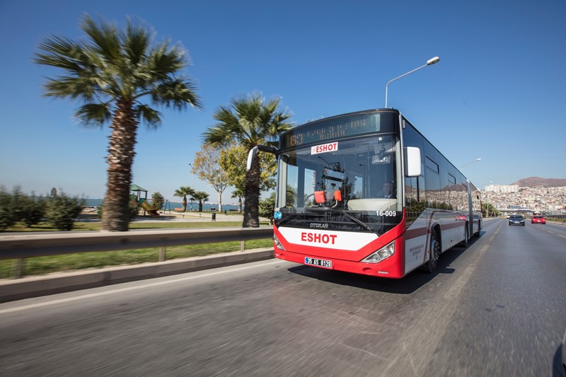 Yeni 60 körüklü otobüs hizmete alındı