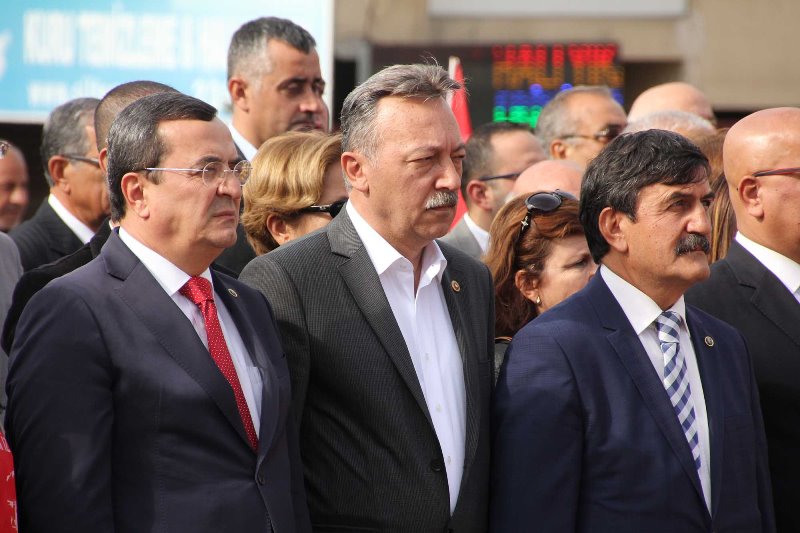 İzmir Ata’nın huzurunda...