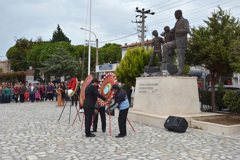İzmir Ata’nın huzurunda...