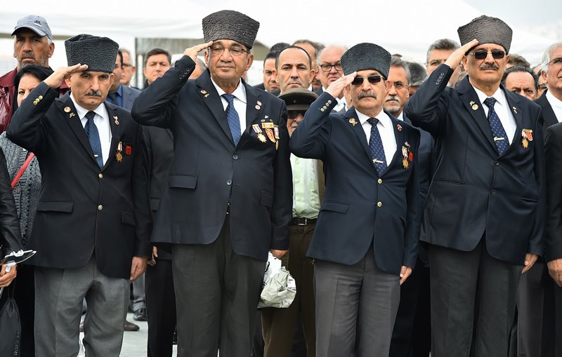 İzmir Ata’nın huzurunda...