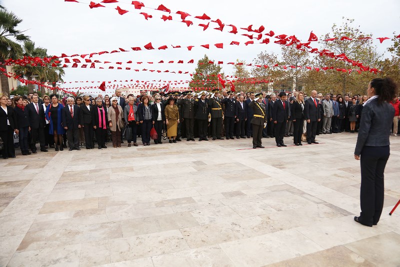 İzmir Ata’nın huzurunda...