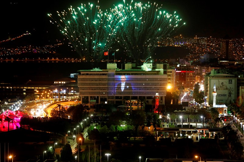 İzmir Ata’sıyla buluştu