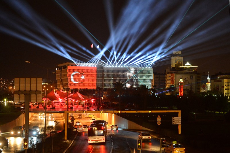 İzmir Ata’sıyla buluştu