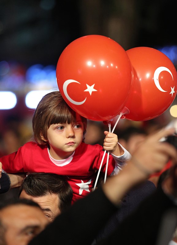Kentin dört bir yanında Cumhuriyet coşkusu