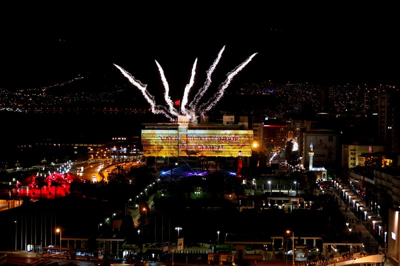 İzmir Ata’sıyla buluştu
