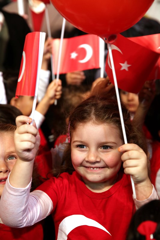 Kentin dört bir yanında Cumhuriyet coşkusu