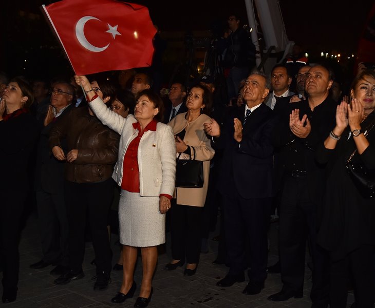İzmir Ata’sıyla buluştu