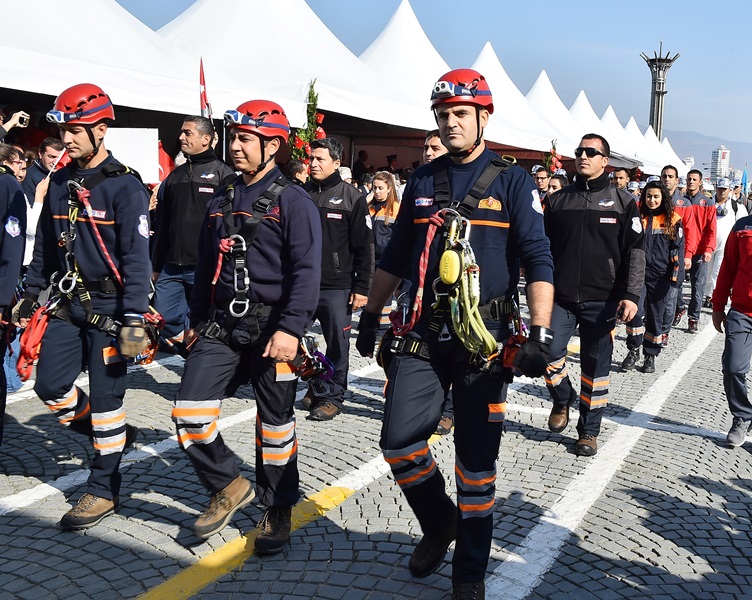 İzmirlilerin bayram coşkusu
