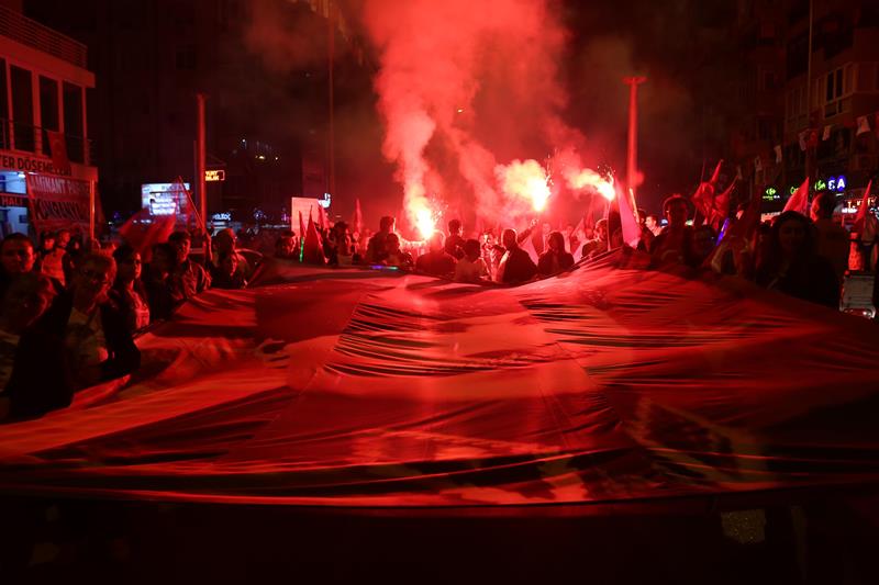 Kentin dört bir yanında Cumhuriyet coşkusu