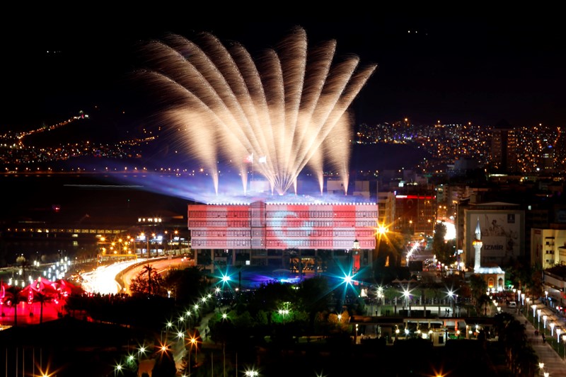 İzmir Ata’sıyla buluştu