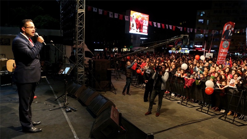 Kentin dört bir yanında Cumhuriyet coşkusu