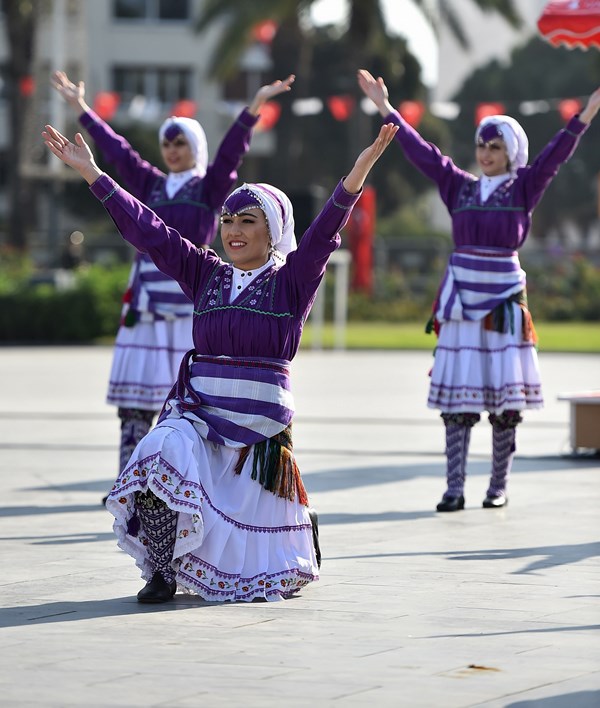 İzmirlilerin bayram coşkusu