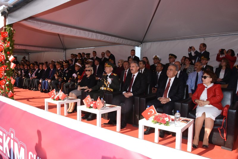 İzmirlilerin bayram coşkusu