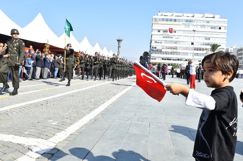 İzmirlilerin bayram coşkusu