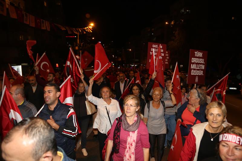 Kentin dört bir yanında Cumhuriyet coşkusu
