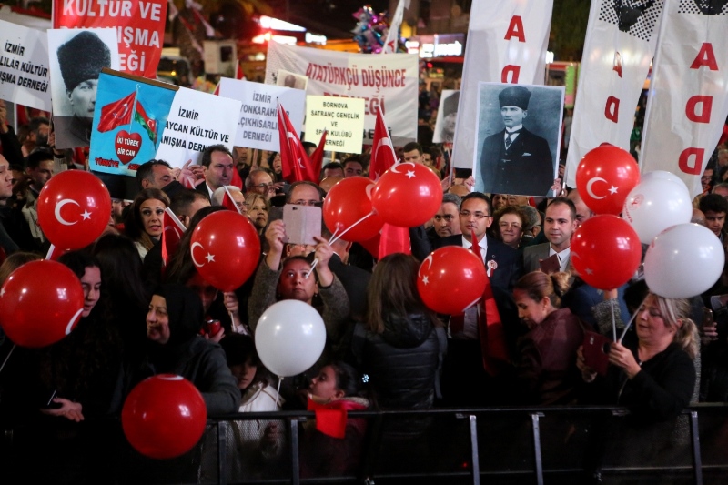 Kentin dört bir yanında Cumhuriyet coşkusu