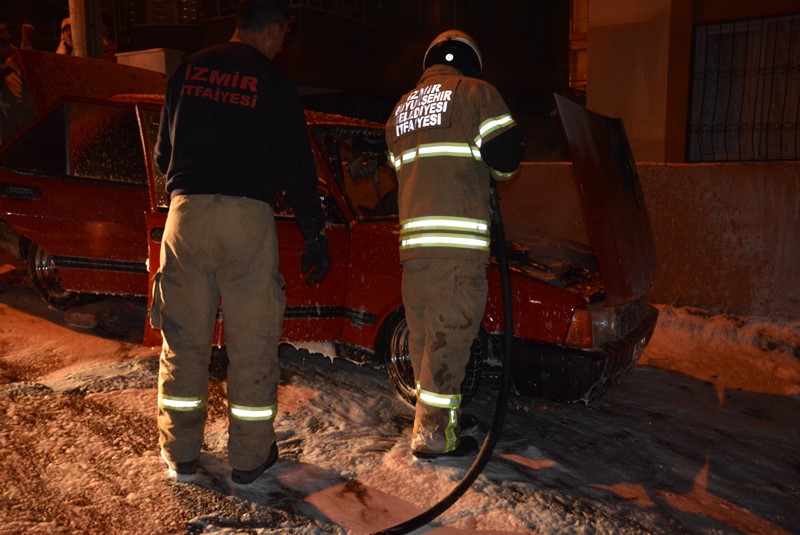 İzmir'de LPG'li araç yangını paniğe neden oldu