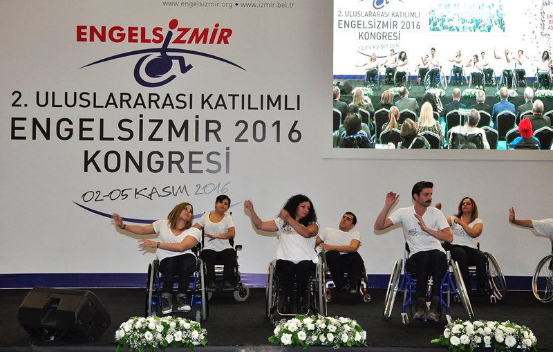Öncelikle kafalardaki engelleri yıkmalıyız